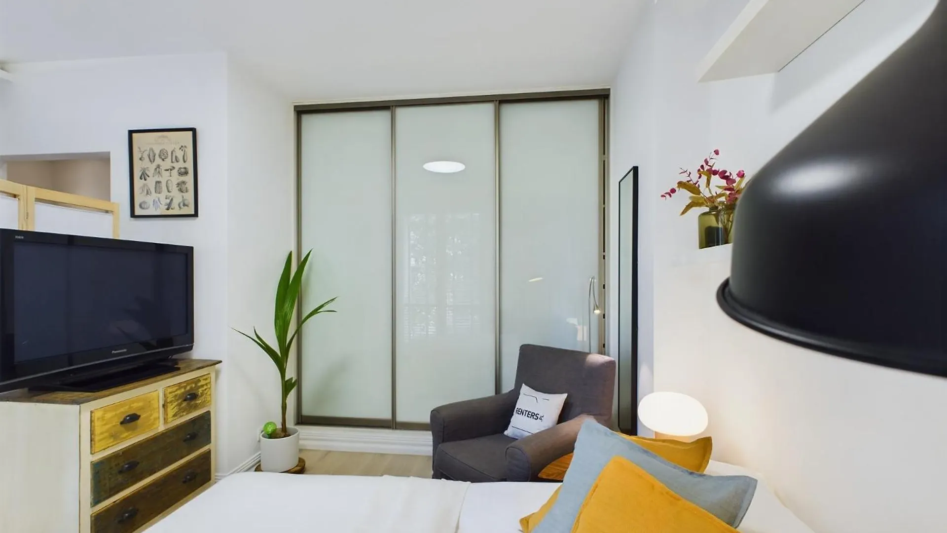 Comfortable Studio For 2 People With Bathtub And Balcony In Warsaw By Noclegi Renters