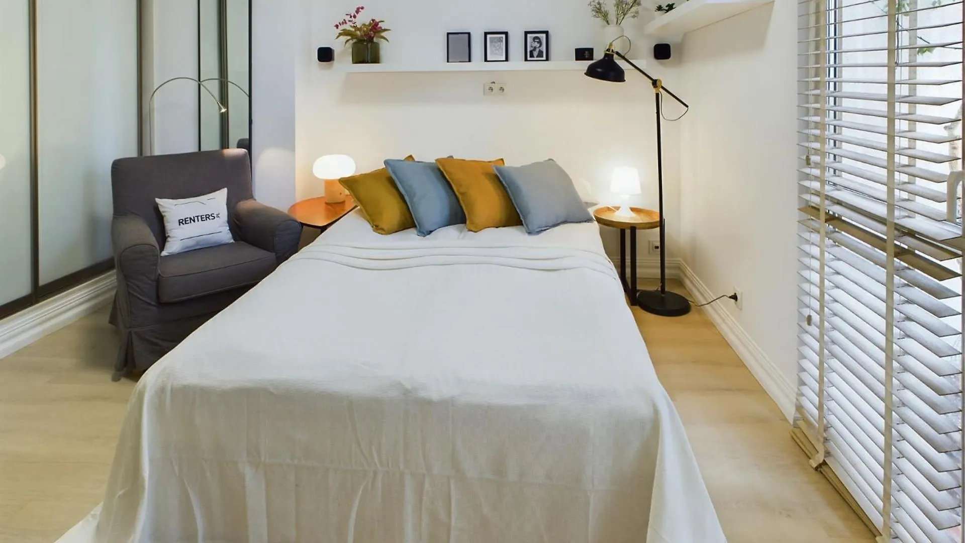 Comfortable Studio For 2 People With Bathtub And Balcony In Warsaw By Noclegi Renters 0*,